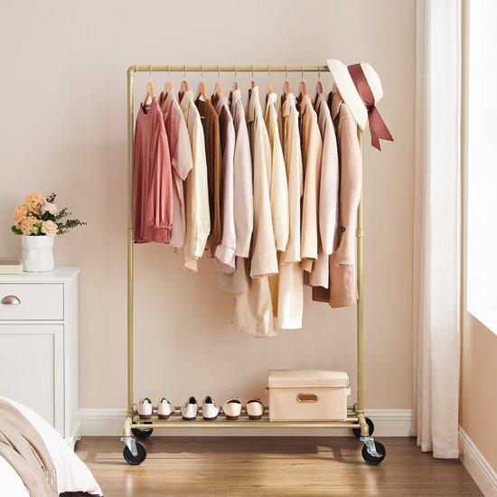 Kledingrekken: Meer ruimte, minder chaos!