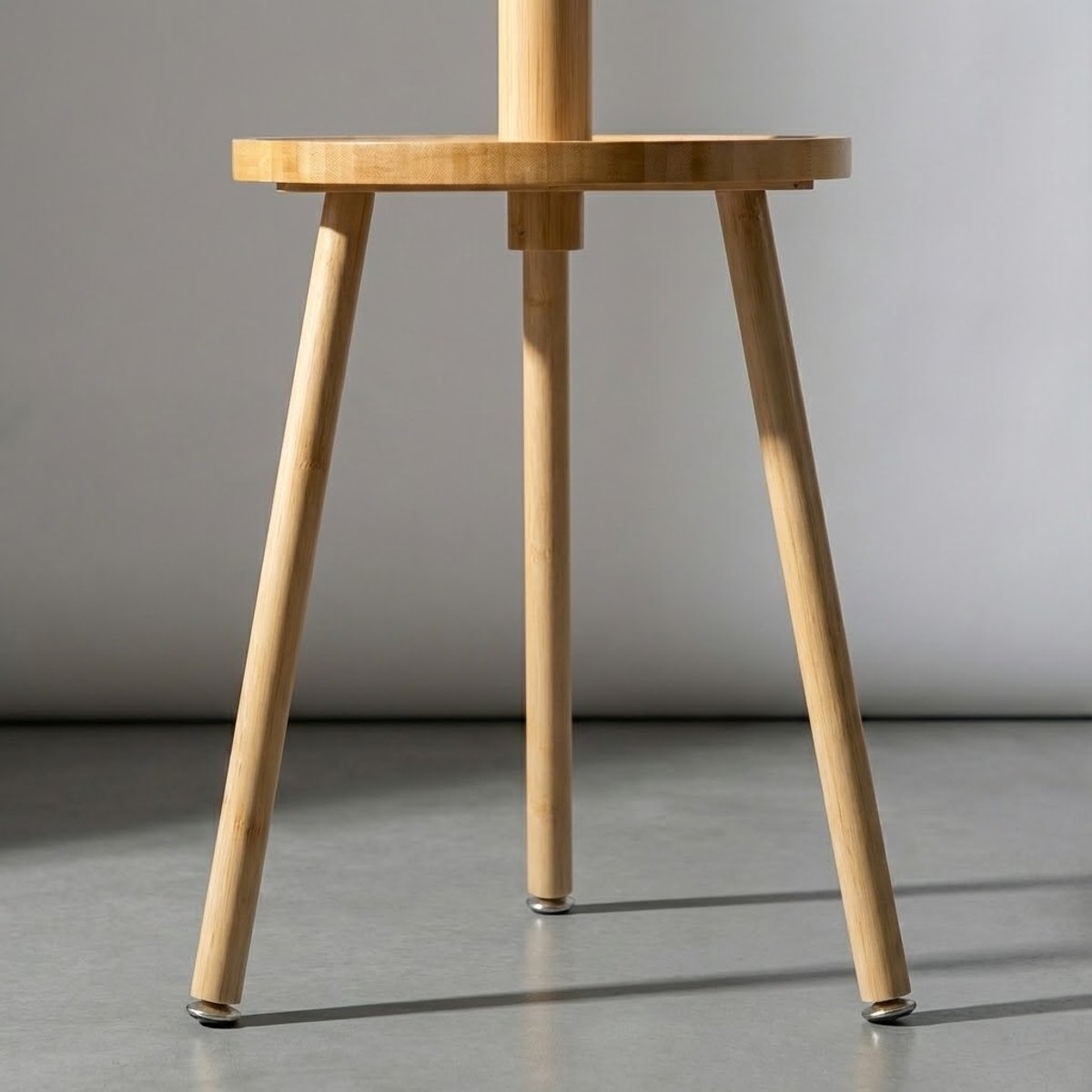 MAZAZU Staande Kapstok Hout 8 Haken - Quorin