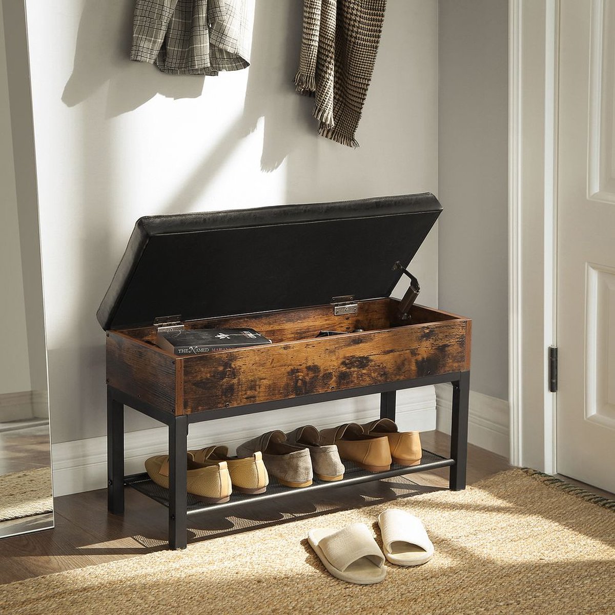 MAZAZU schoenenbank Mathias met zitting in een hal