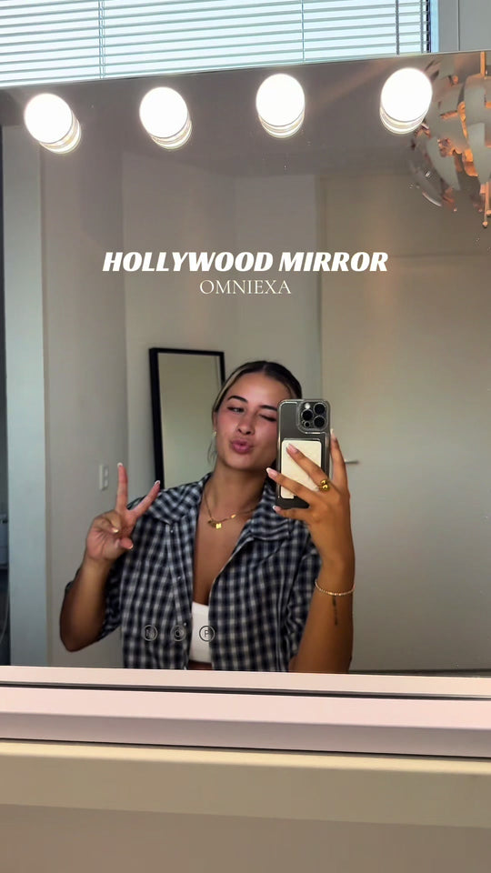 TikTok van @maraakrijt: 3 lichtstanden en je telefoon opladen tijdens het klaarmaken